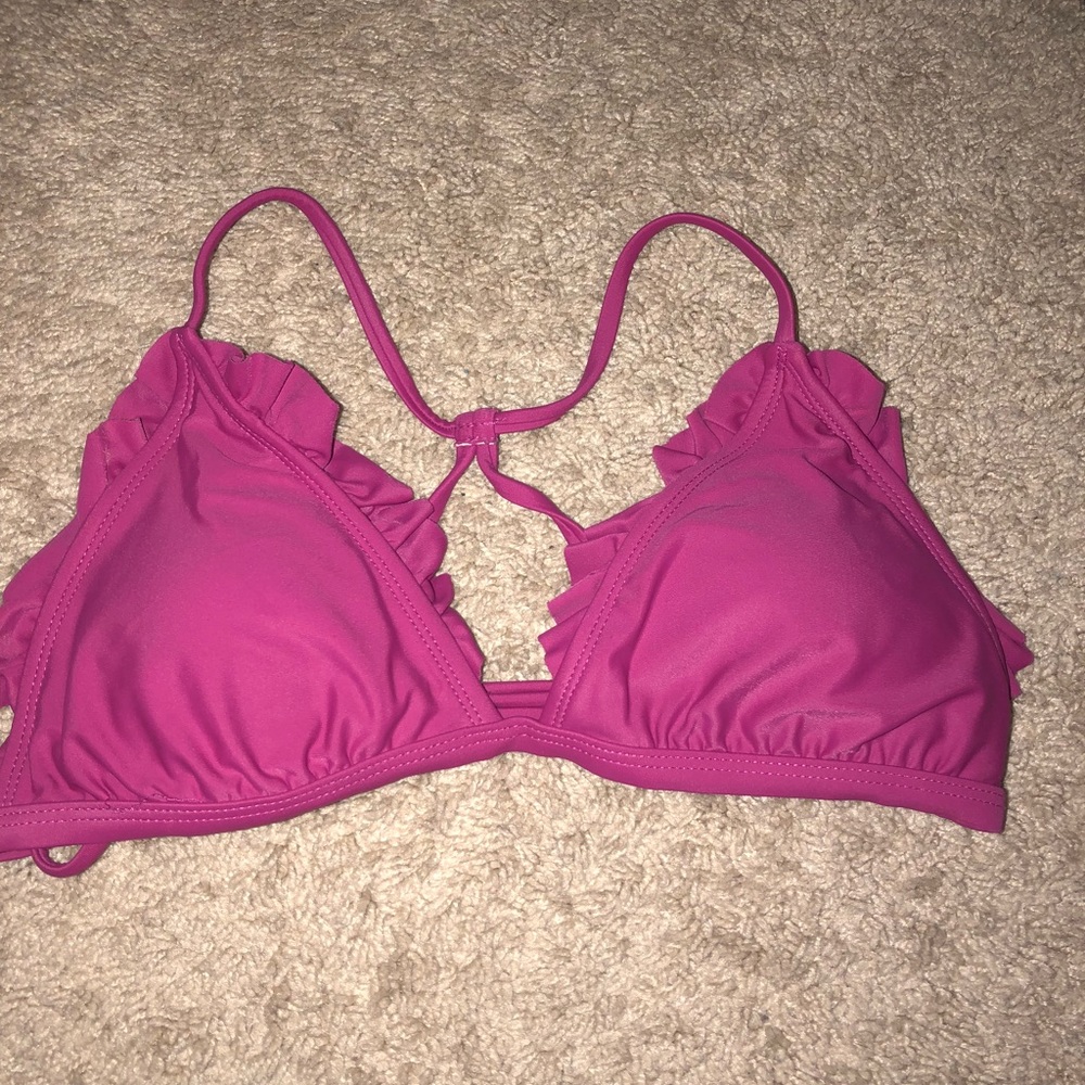 Adorable Bikini top with ruffles on the sides